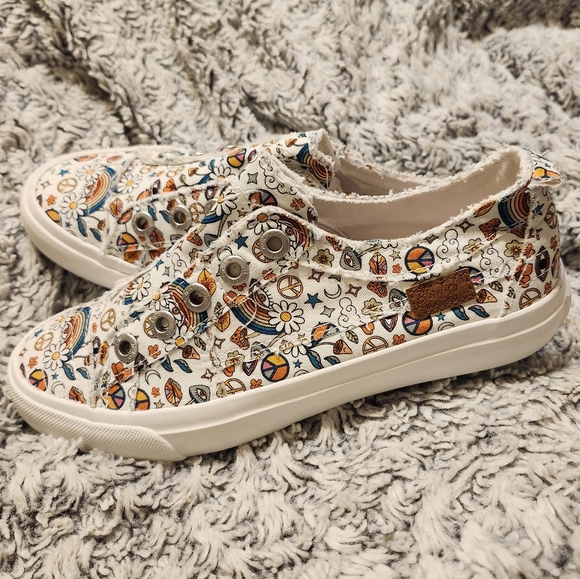 Sale Blowfish Malibu Peace Sign Rainbow Muhroom Eye Patterned Canvas Sneakers - Picture 2 of 4